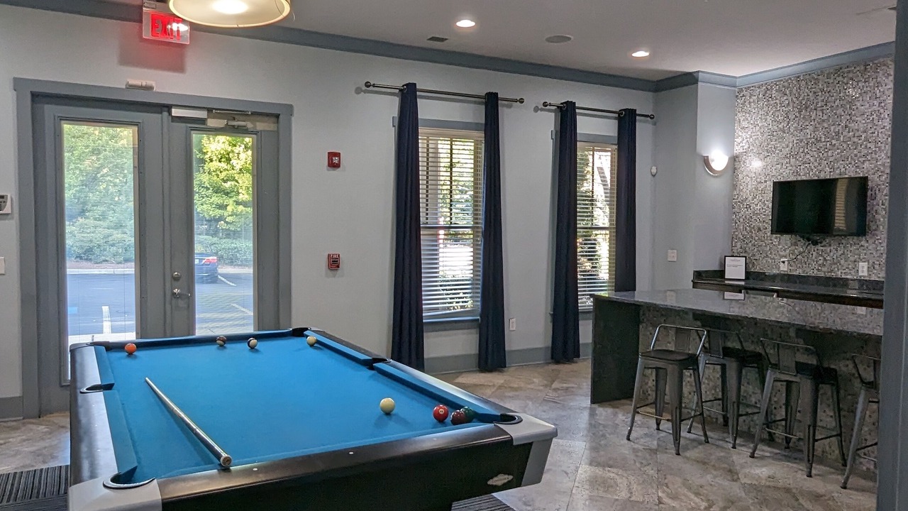 Photo of Bedroom in Executive Park