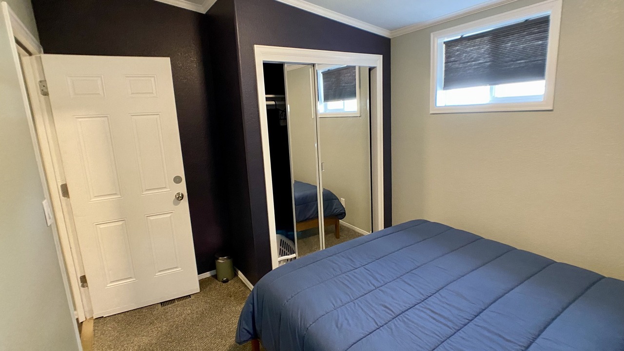 Photo of Bedroom in Cole