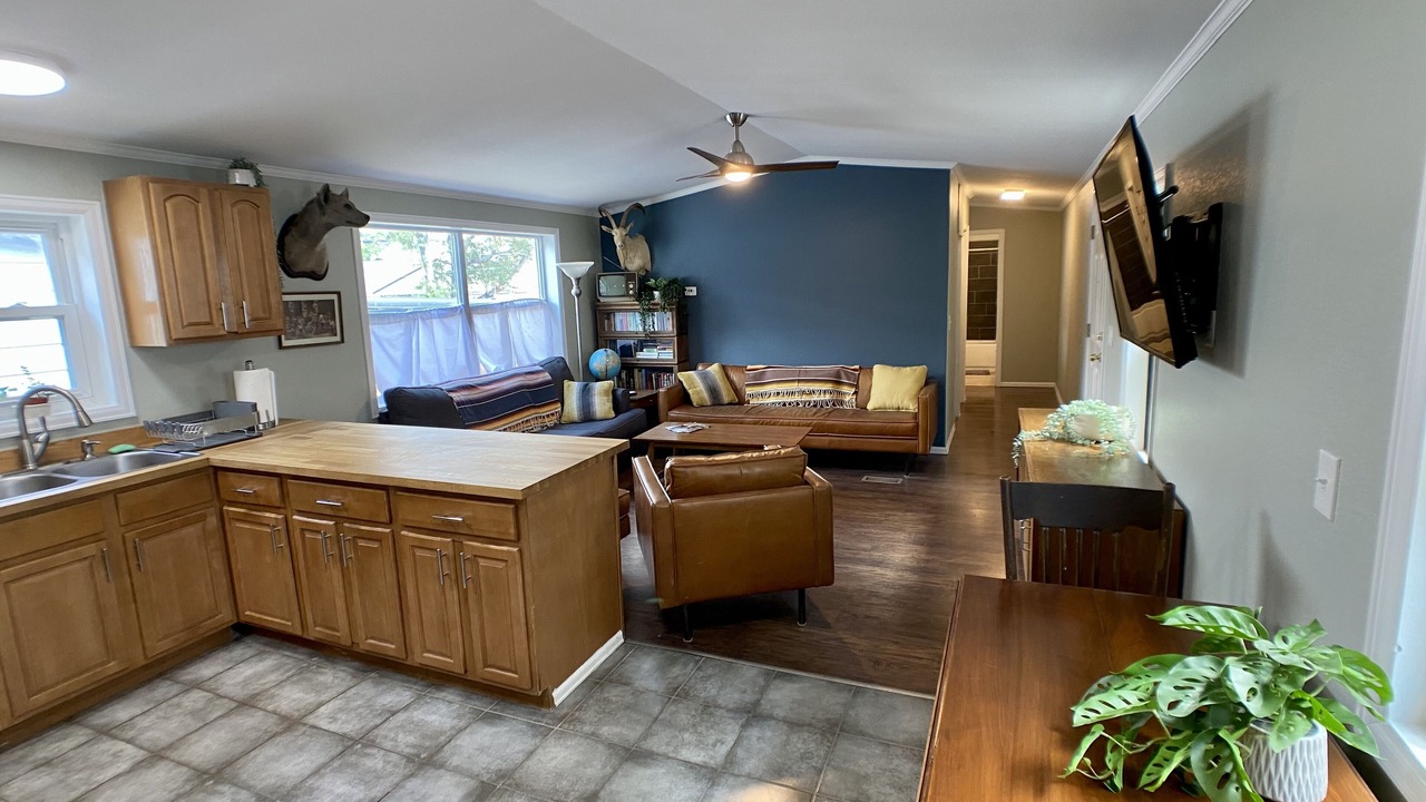 Photo of Livingroom in Cole