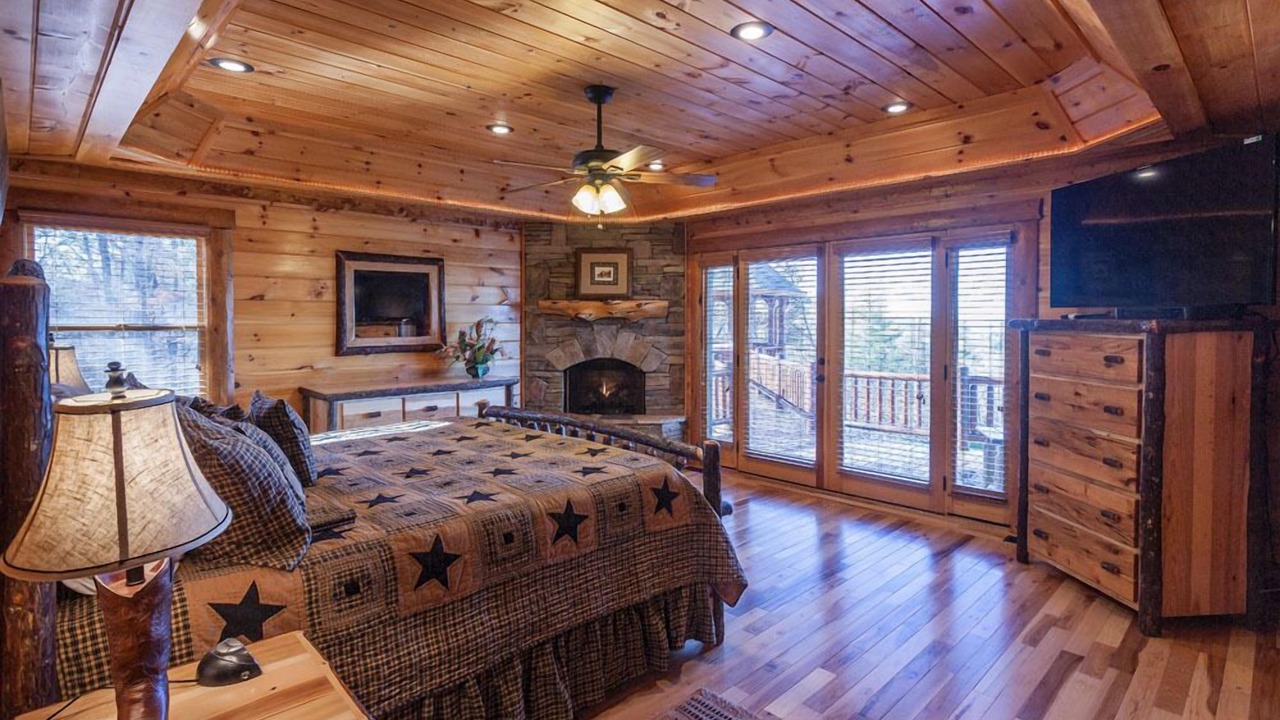 Photo of Livingroom in Morganton