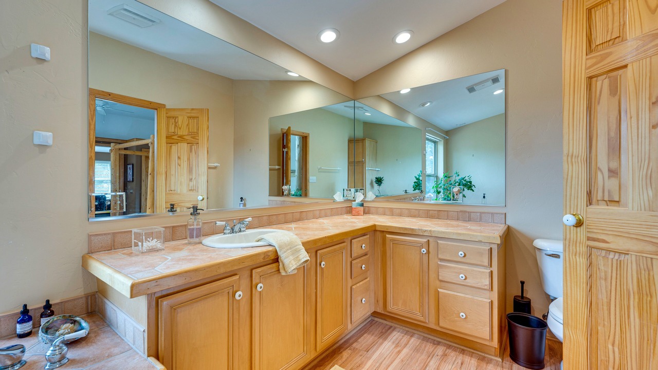 Photo of Bathroom in Ward