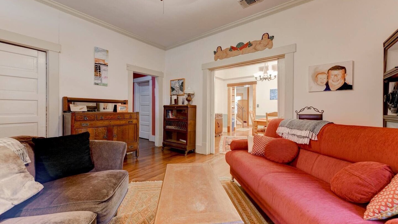 Photo of Livingroom in Hyde Park
