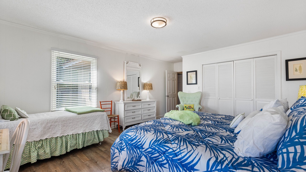 Photo of Bedroom in Debordieu Colony