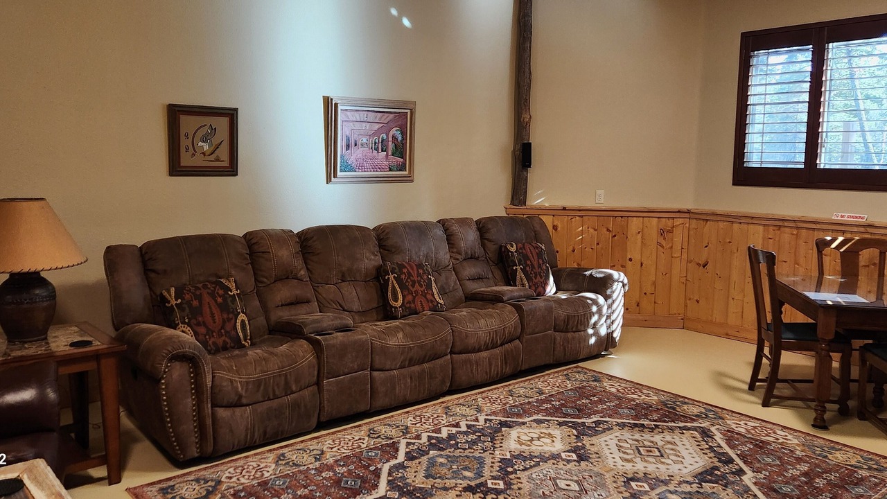 Photo of Livingroom in Cloudcroft