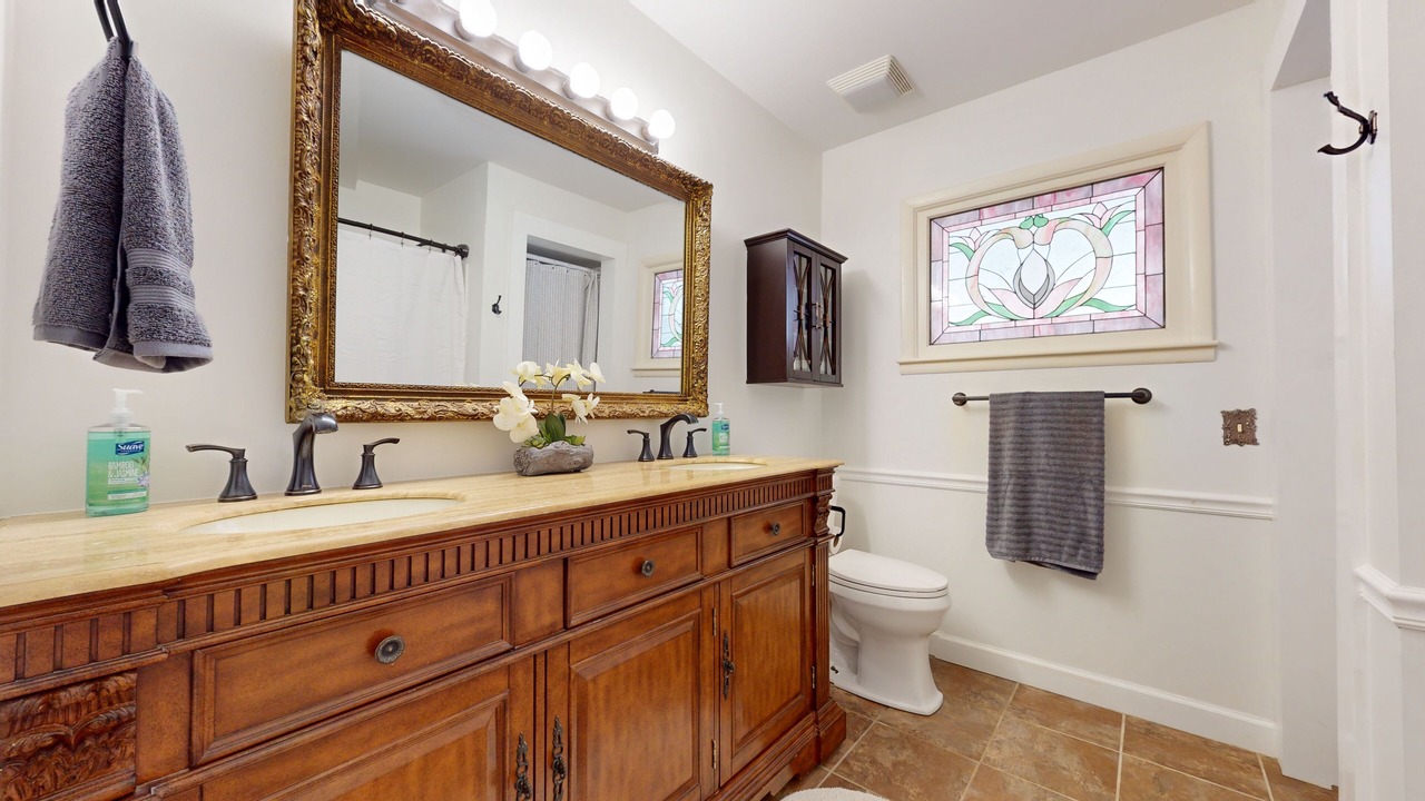 Photo of Bathroom in Shelbyville