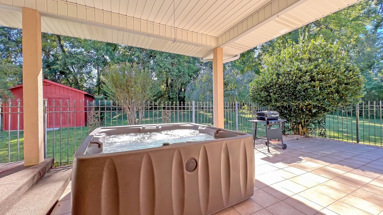 Photo of Patio Balcony in Shelbyville