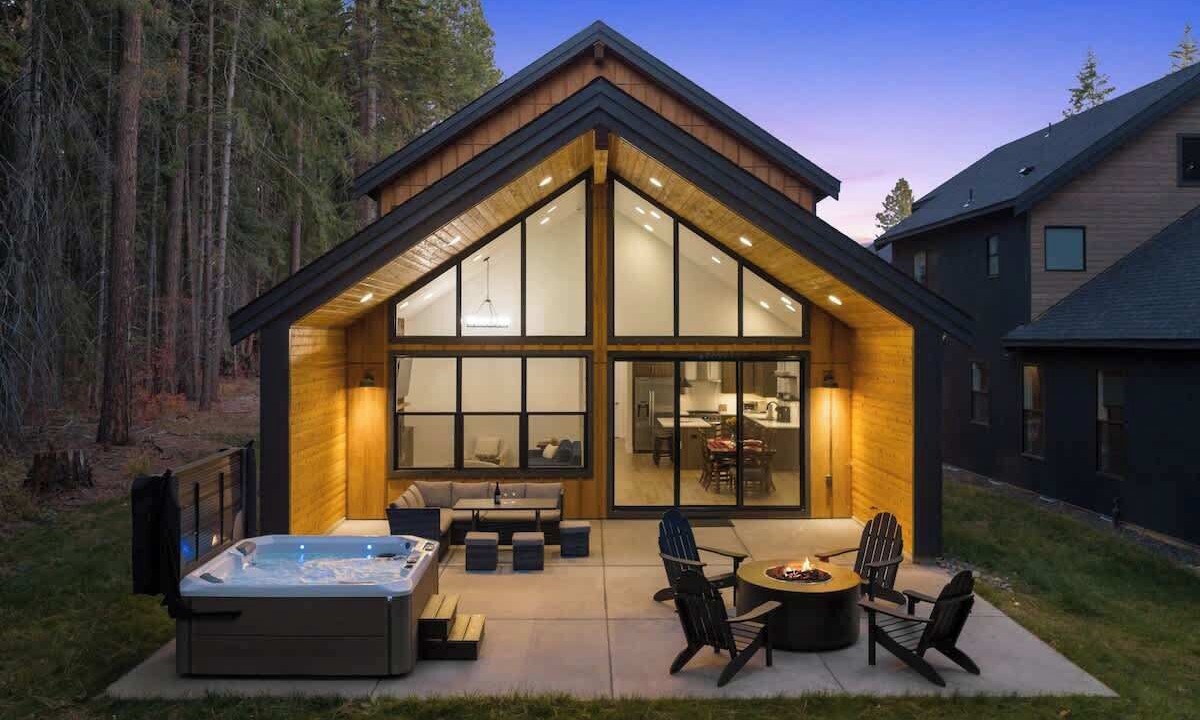 Photo of Outdoor in Ronald