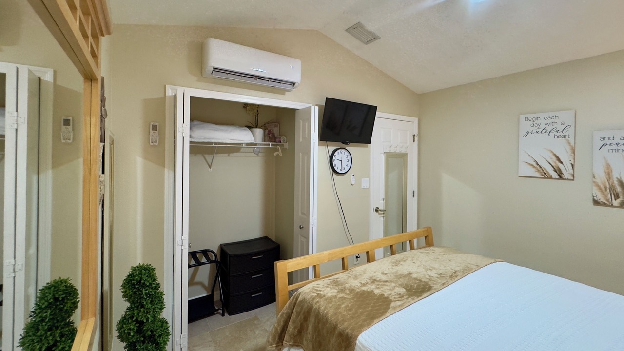 Photo of Bedroom in Orlando