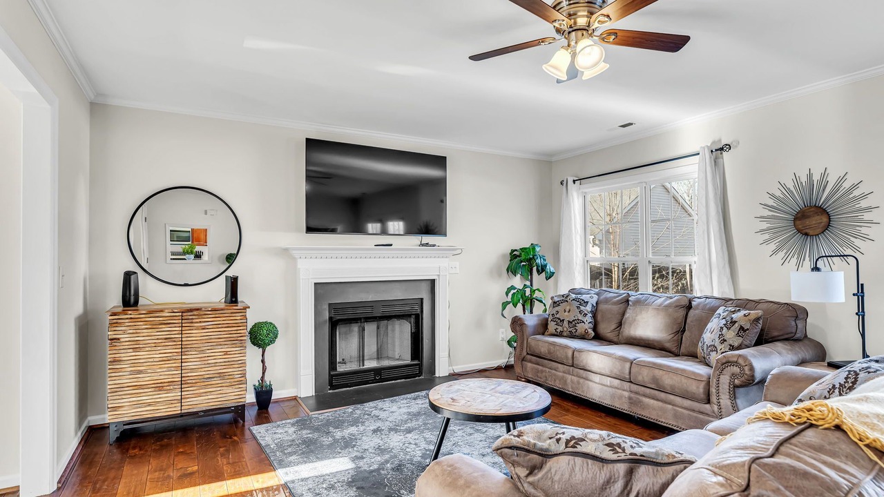 Photo of Livingroom in Winston - Salem