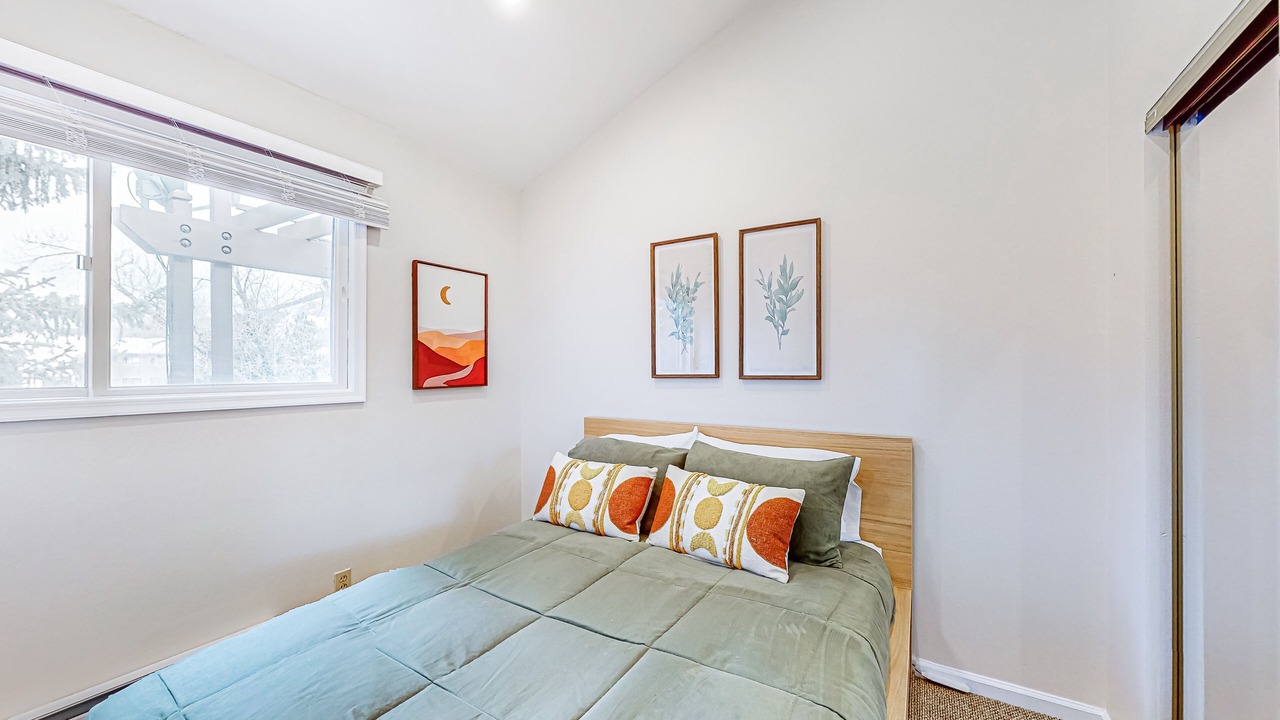 Photo of Bedroom in Avon