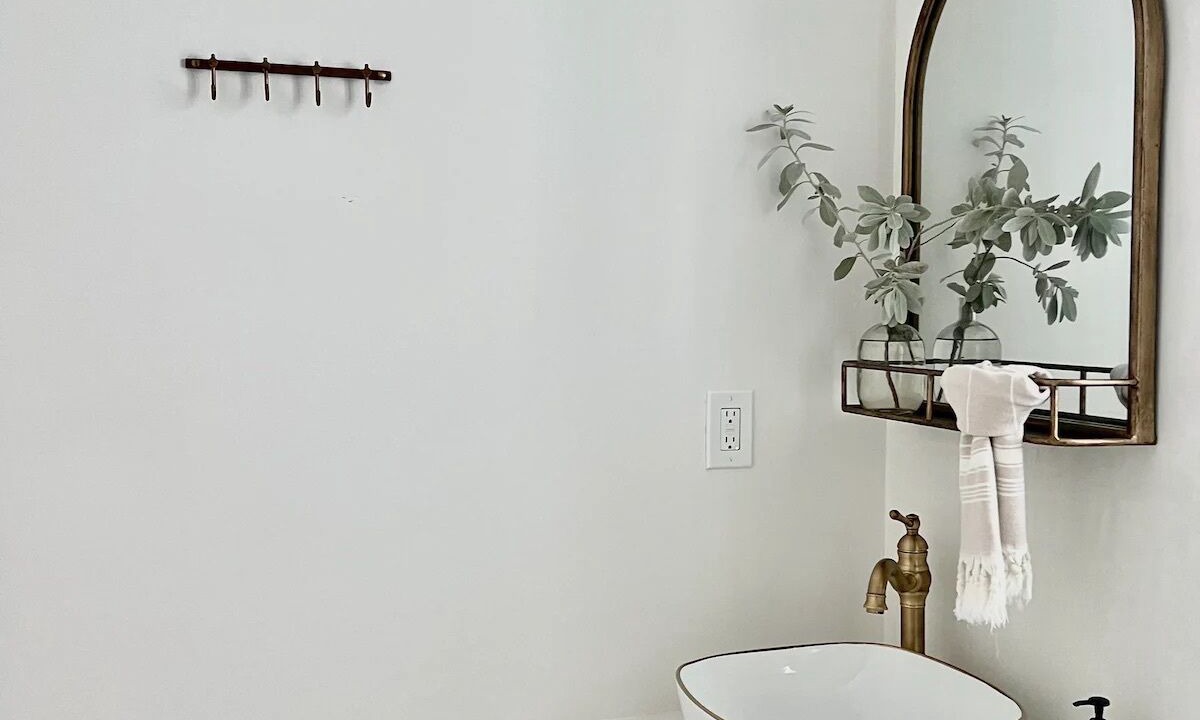 Photo of Bathroom in Croissant Park