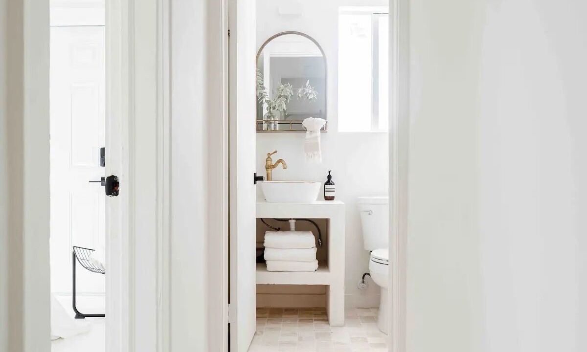Photo of Bathroom in Croissant Park