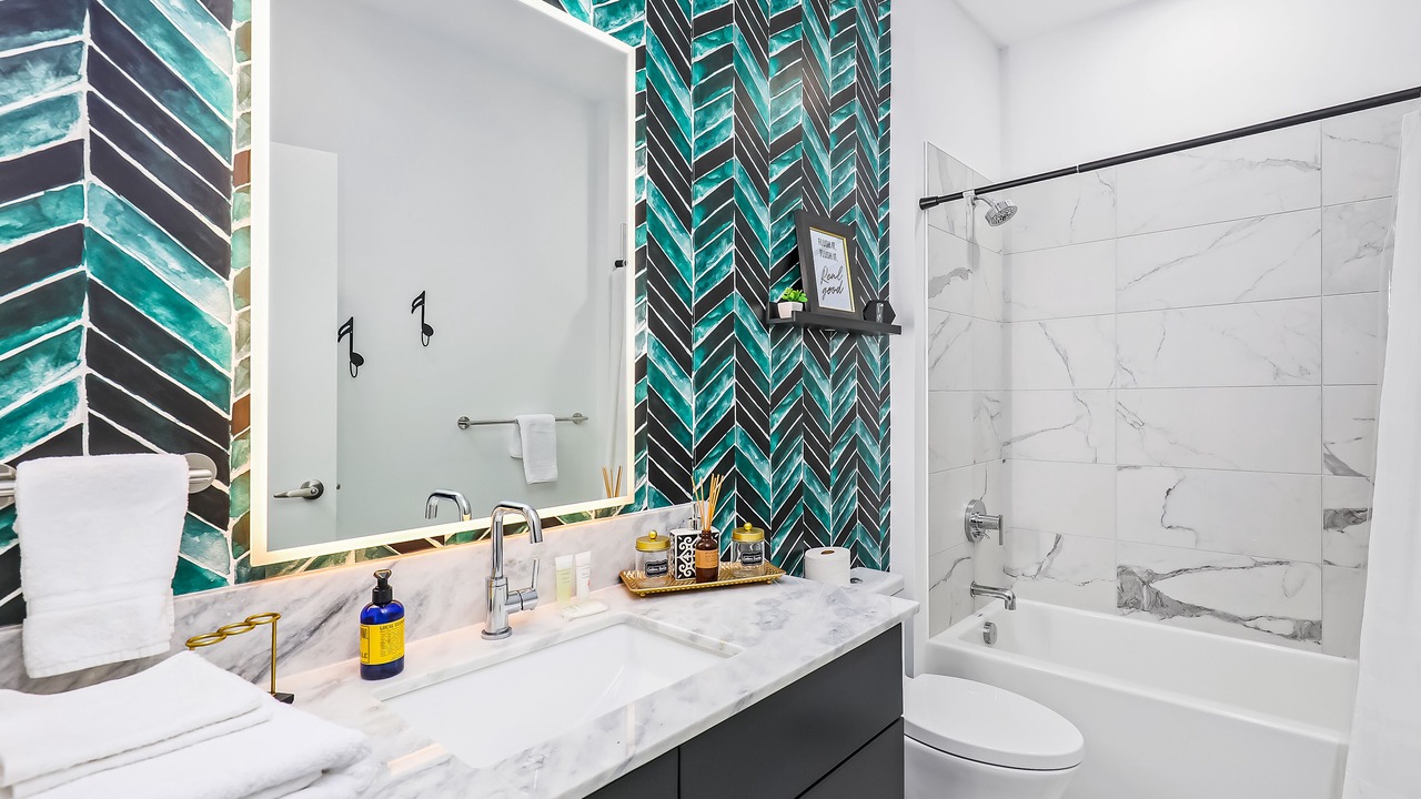 Photo of Bathroom in North Capitol