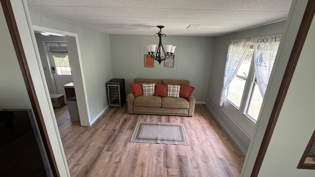 Photo of Livingroom in Lake Oconee