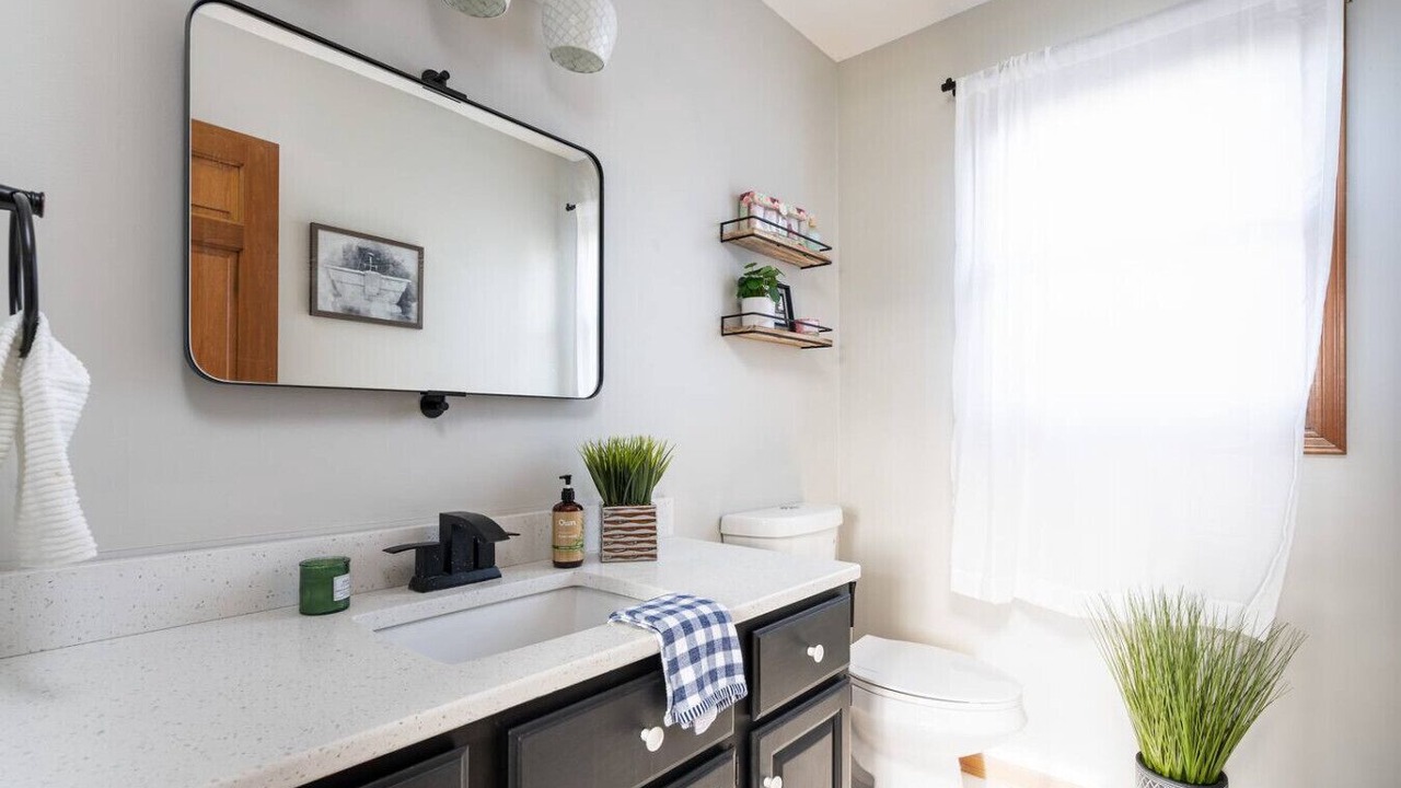 Photo of Bathroom in Kentwood