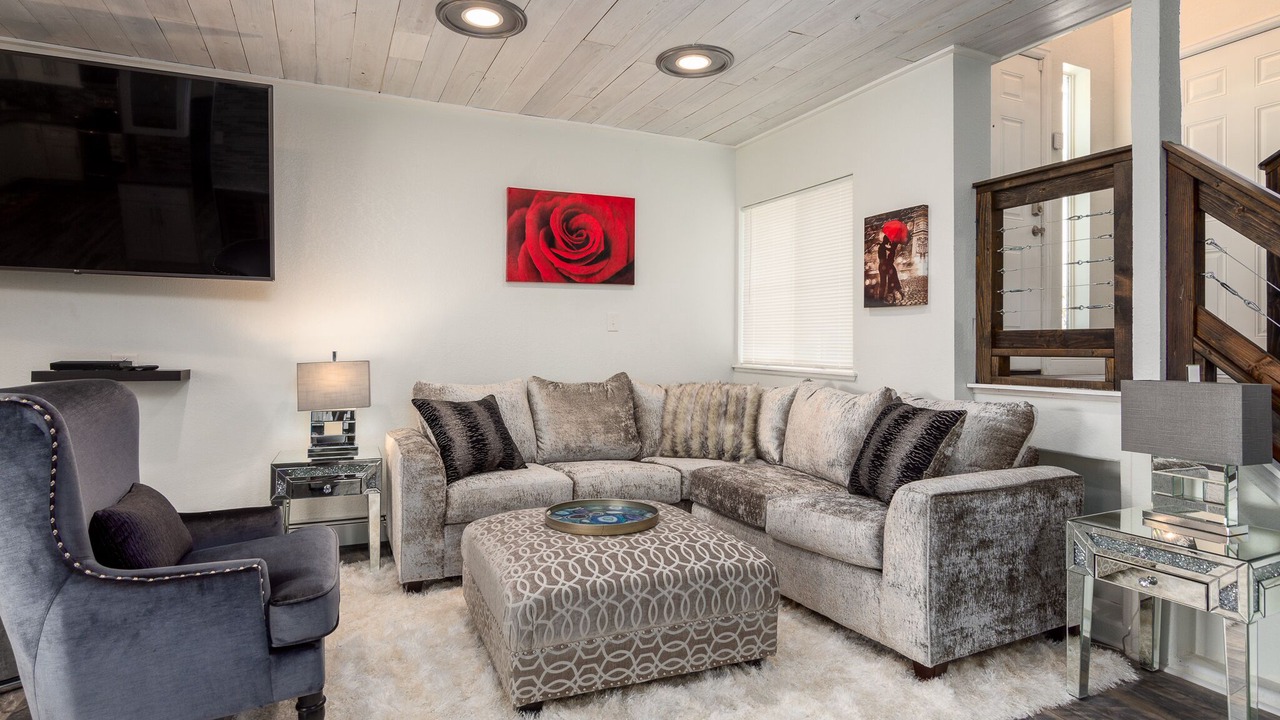 Photo of Livingroom in Littleton