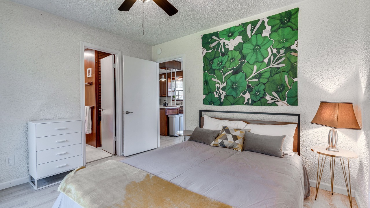 Photo of Bedroom in West Oak Hill