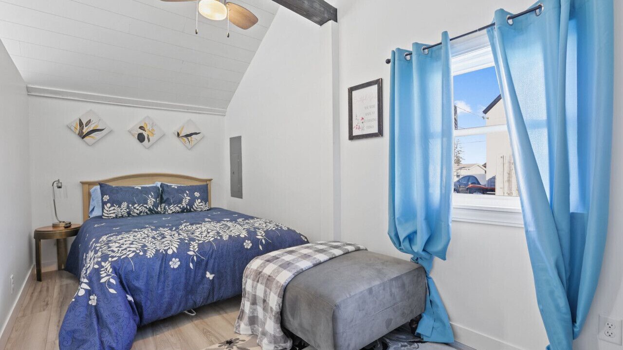 Photo of Bedroom in Buckeye Lake