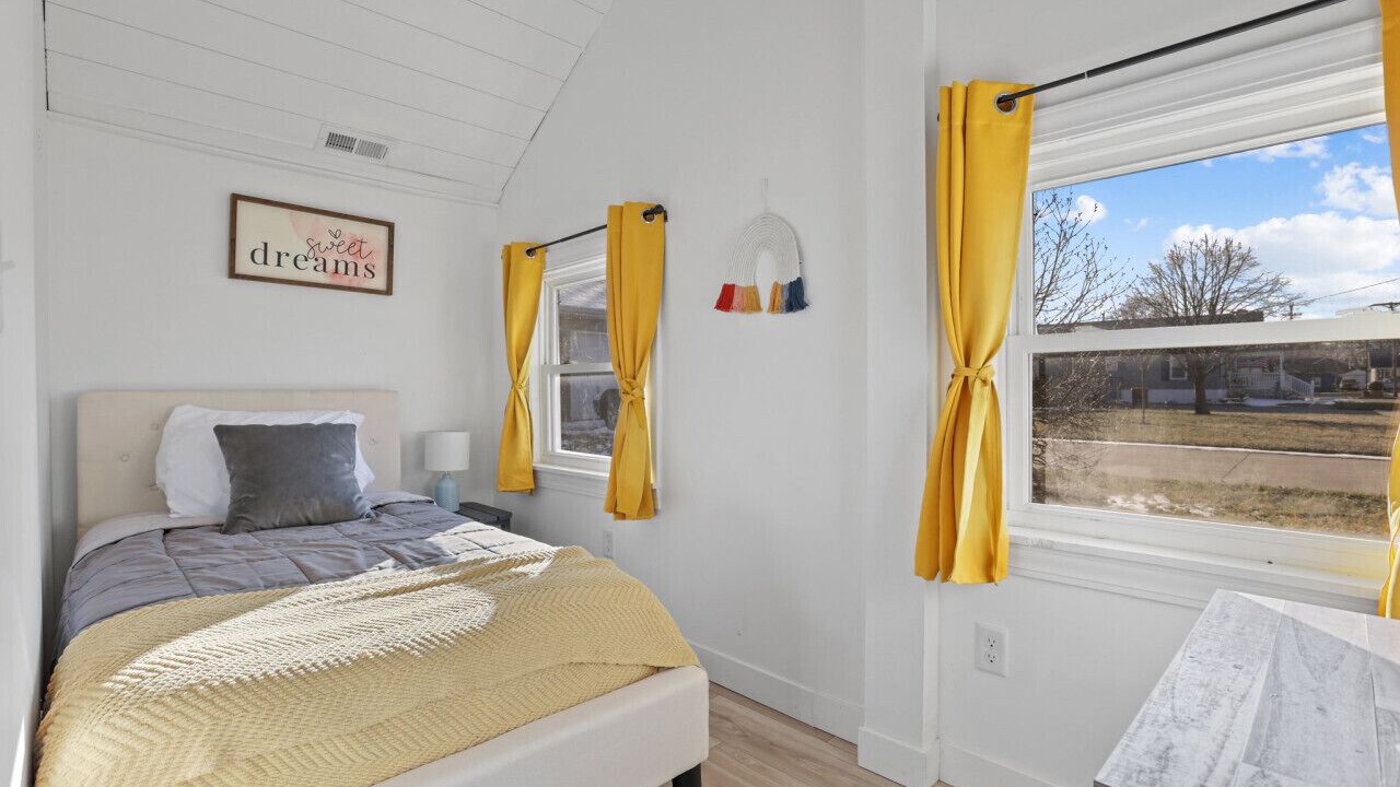 Photo of Bedroom in Buckeye Lake
