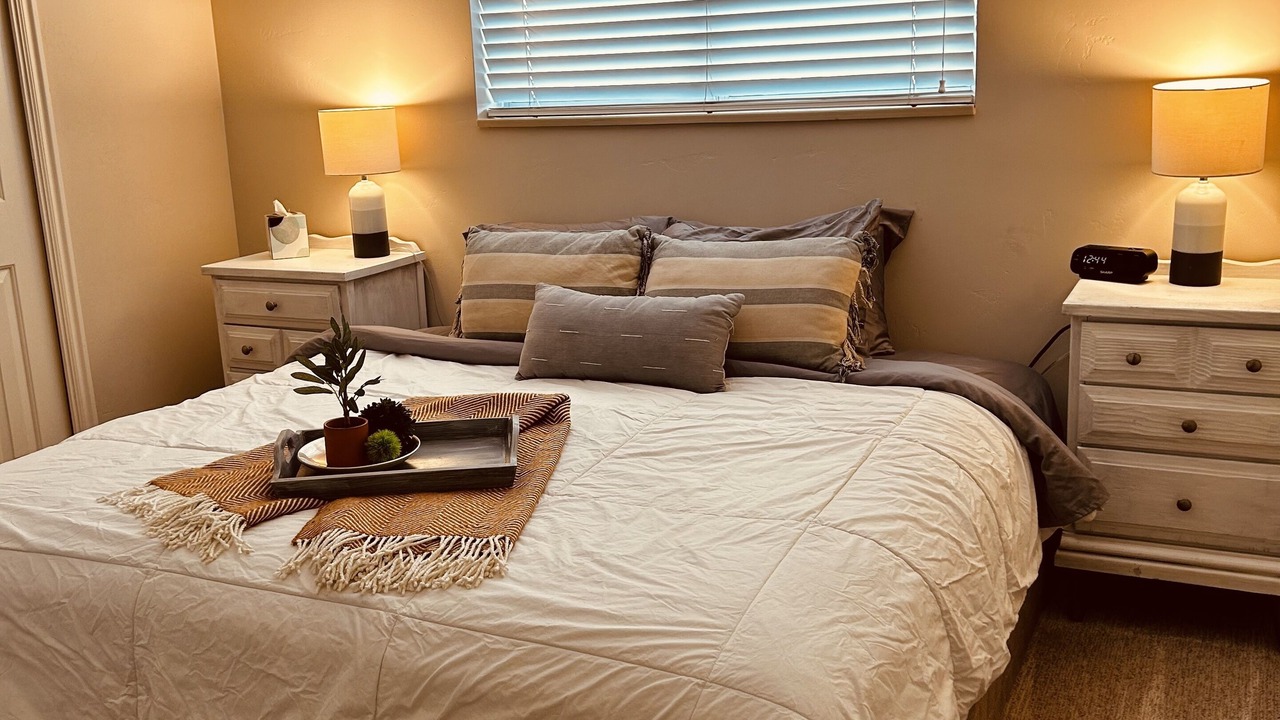 Photo of Bedroom in Lakeview