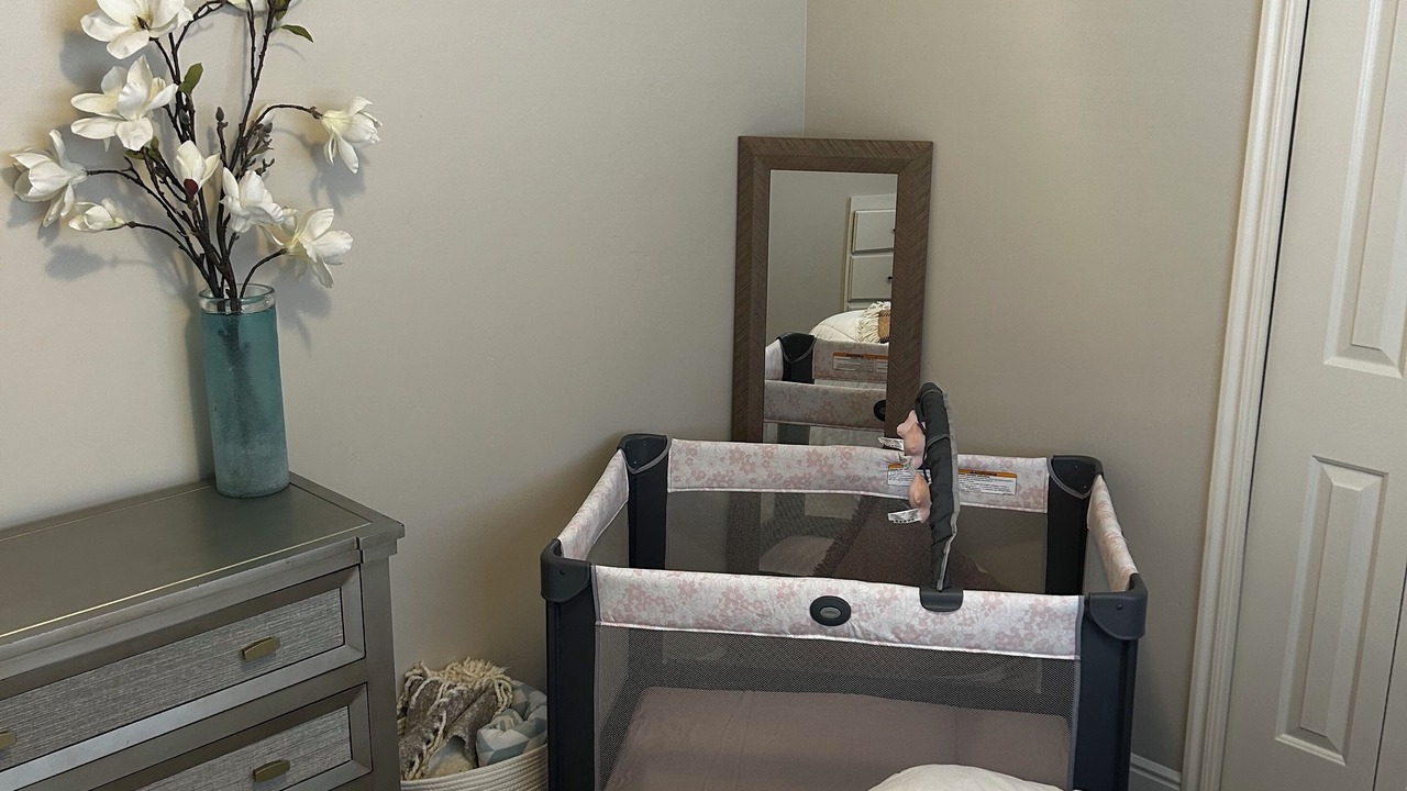 Photo of Bedroom in Lakeview