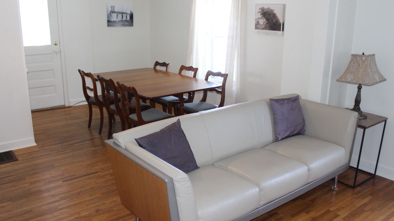 Photo of Livingroom in Niles