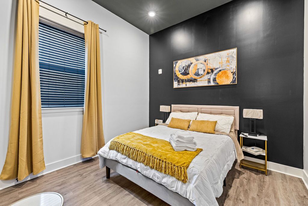 Photo of Bedroom in Downtown Baltimore