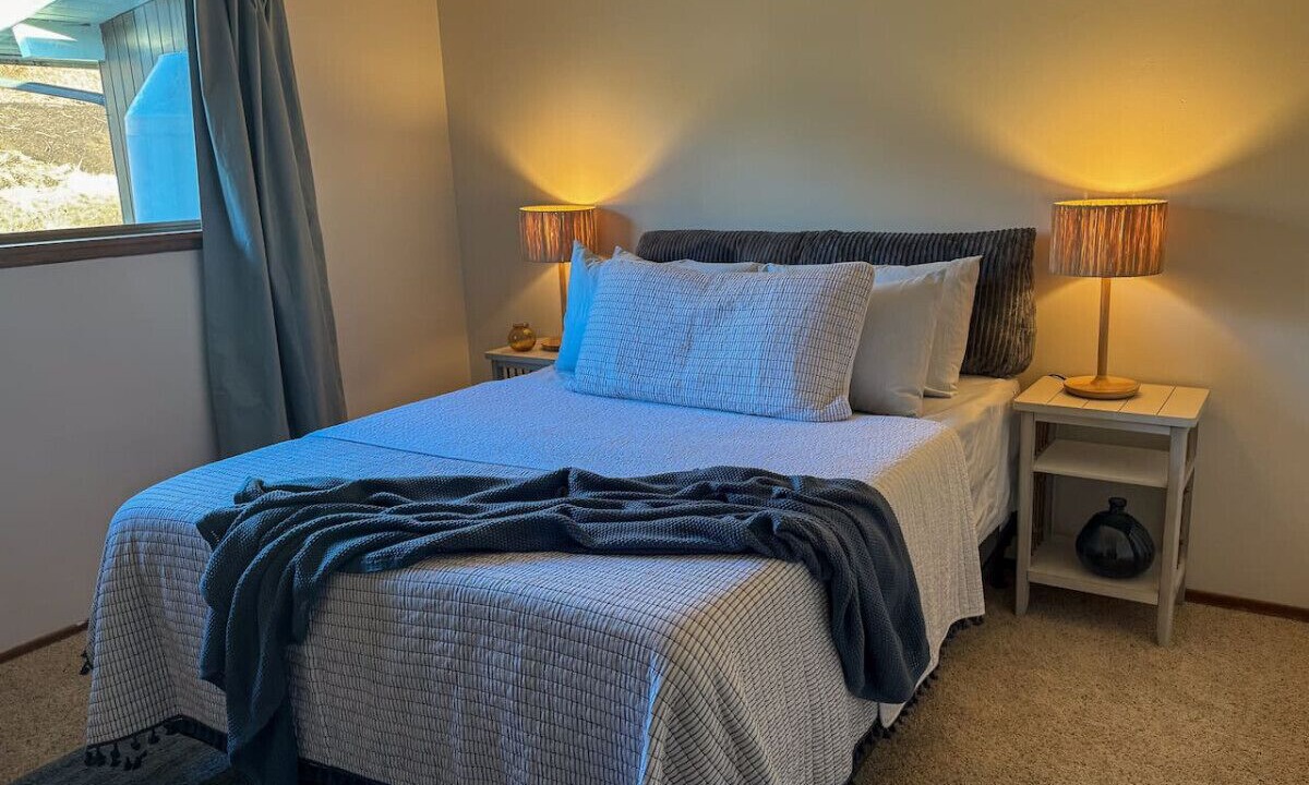 Photo of Bedroom in Anacortes