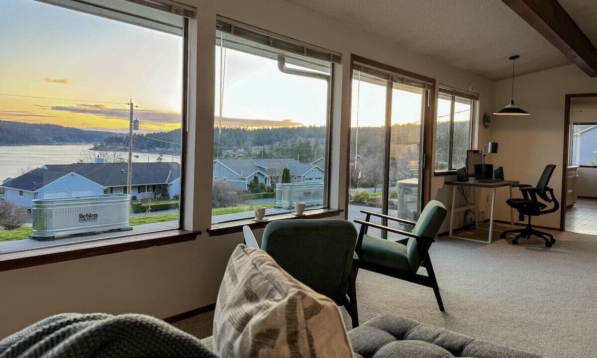 Photo of Livingroom in Anacortes