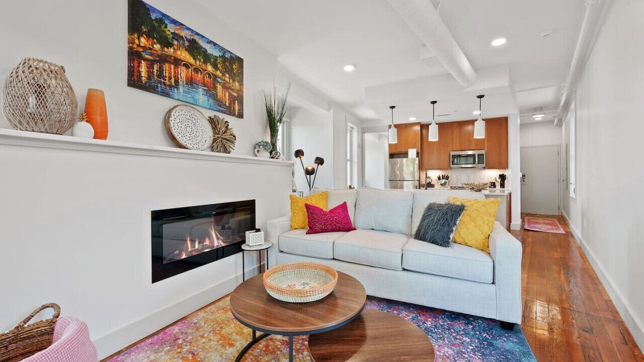 Photo of Livingroom in Mount Auburn