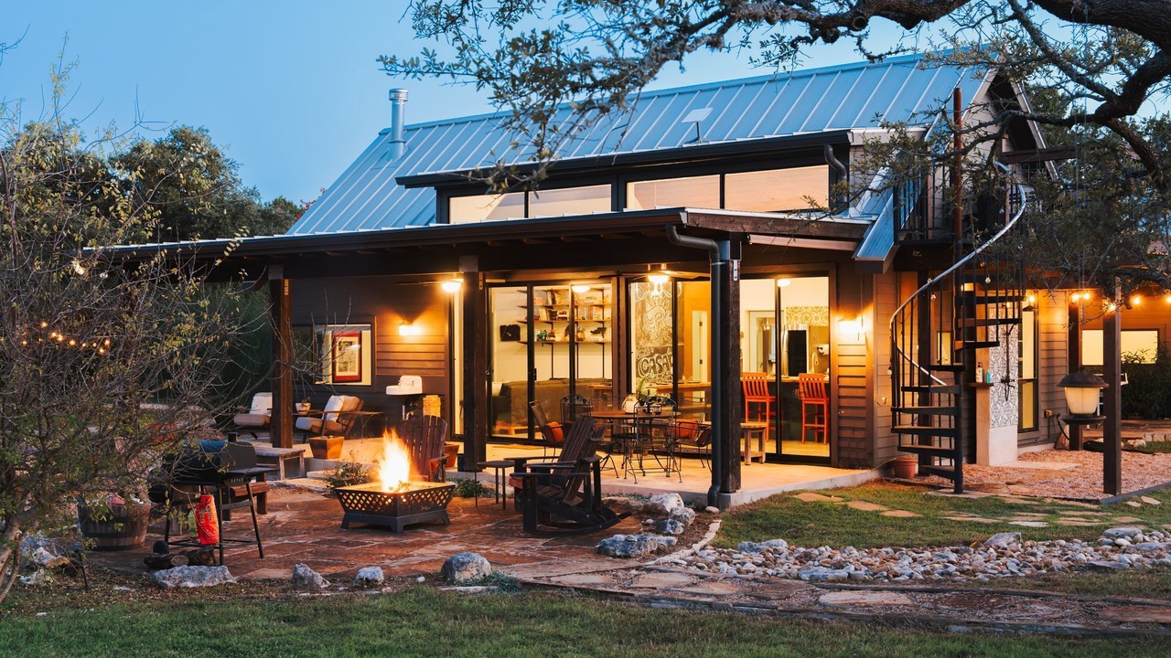 Photo of Patio Balcony in Driftwood