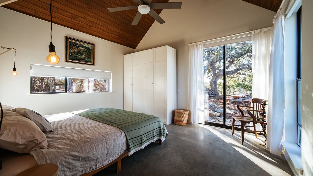 Photo of Bedroom in Driftwood