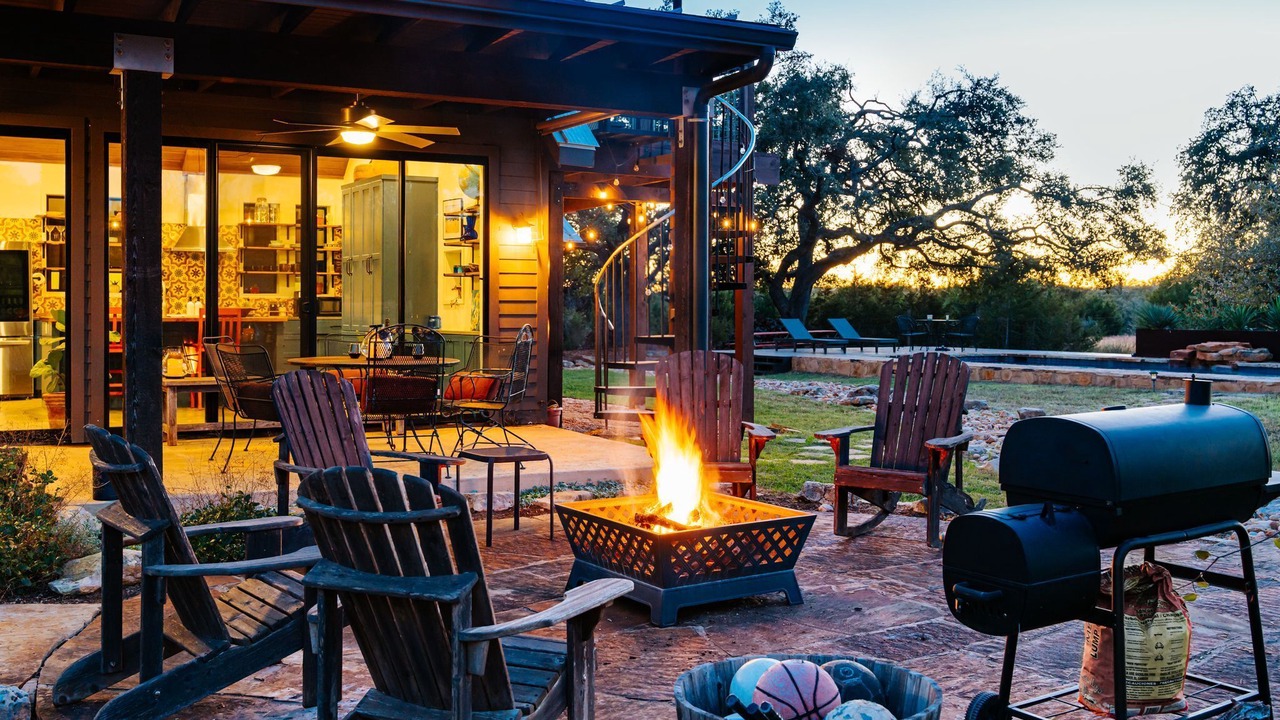 Photo of Patio Balcony in Driftwood