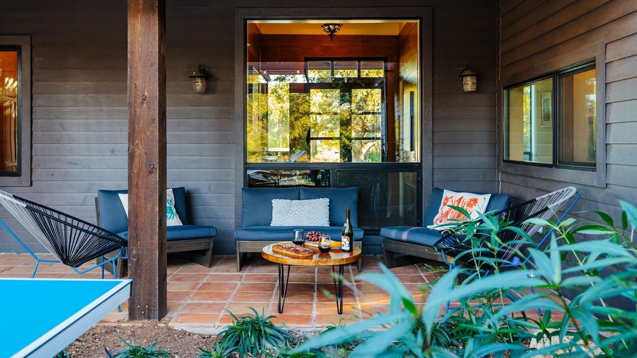 Photo of Patio Balcony in Driftwood