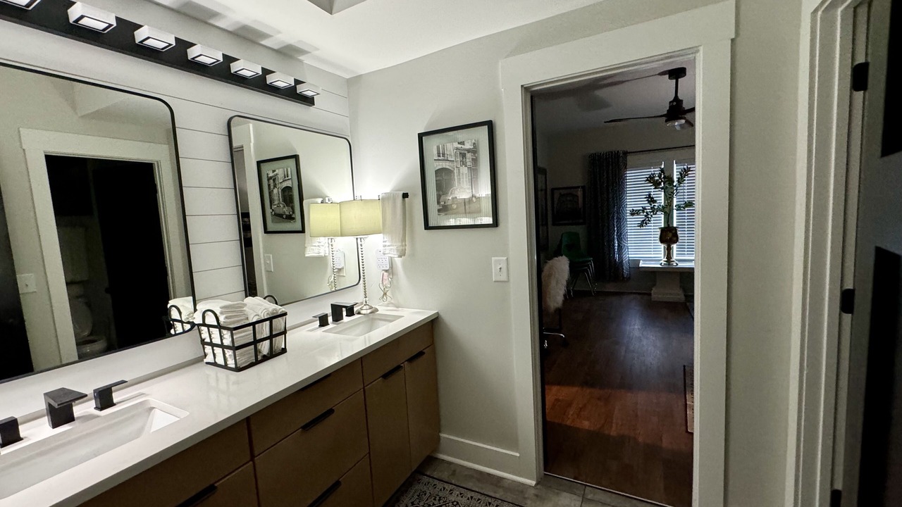 Photo of Bathroom in Hadley - Washington