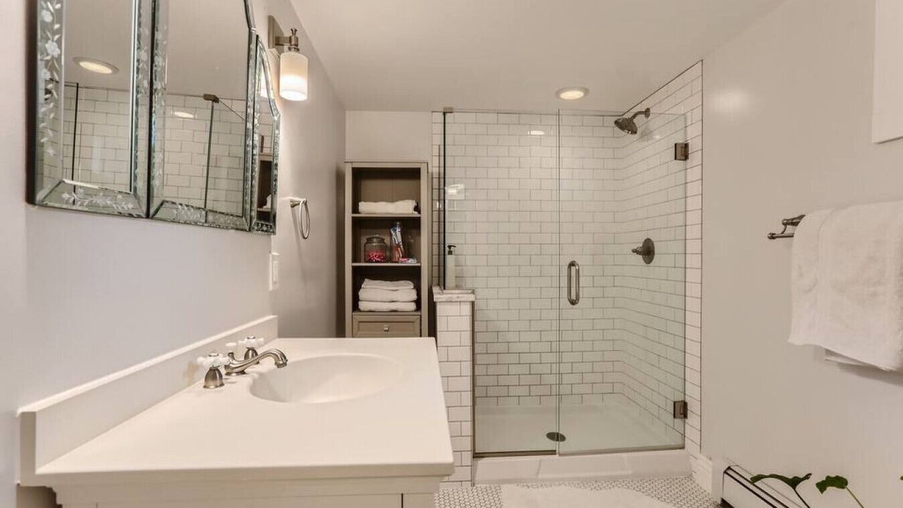 Photo of Bathroom in Hilltop