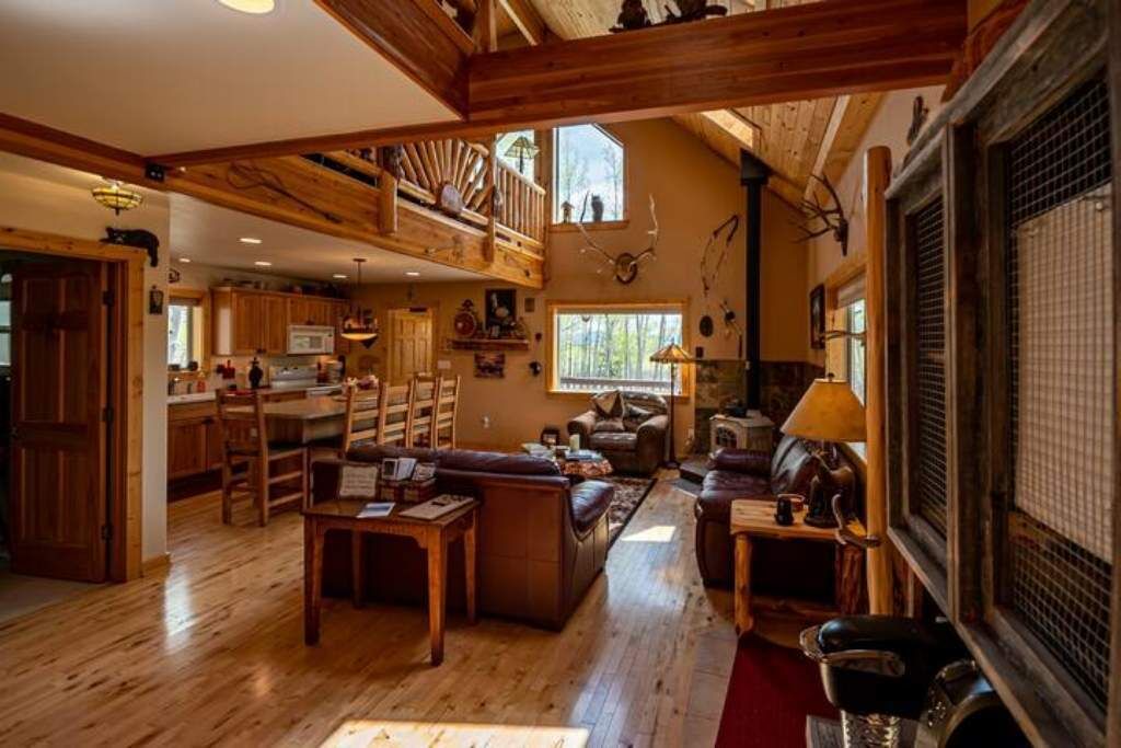 Photo of Livingroom in Michigan Hill