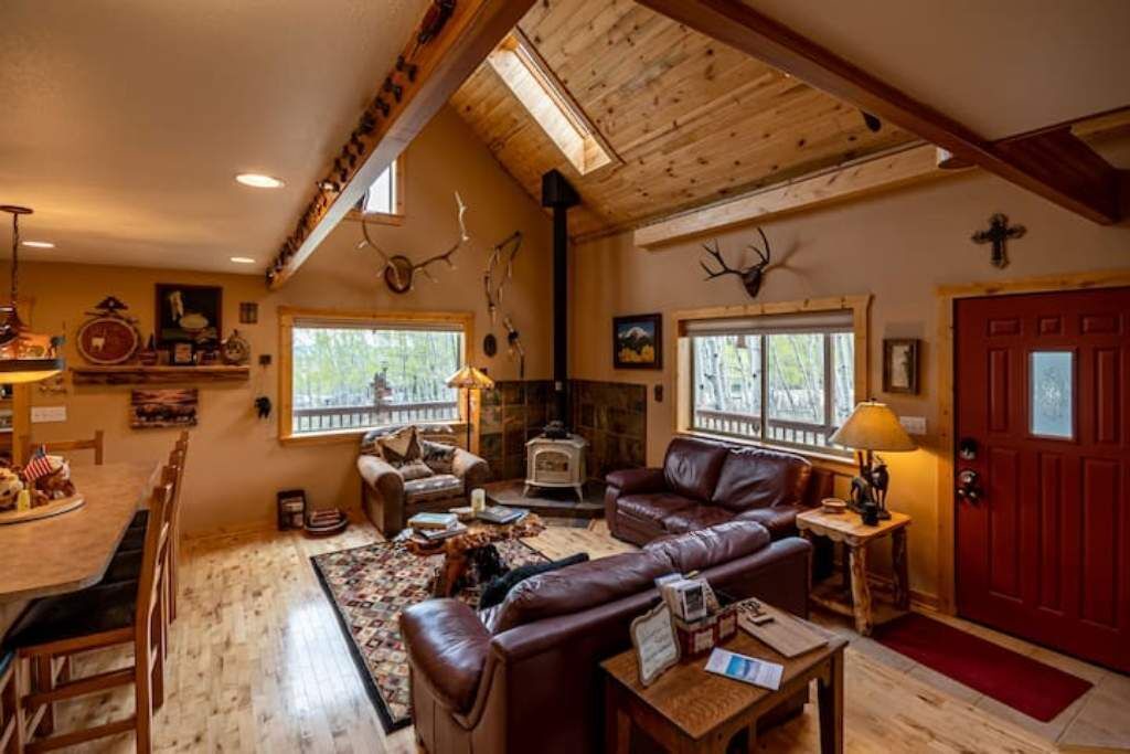 Photo of Livingroom in Michigan Hill