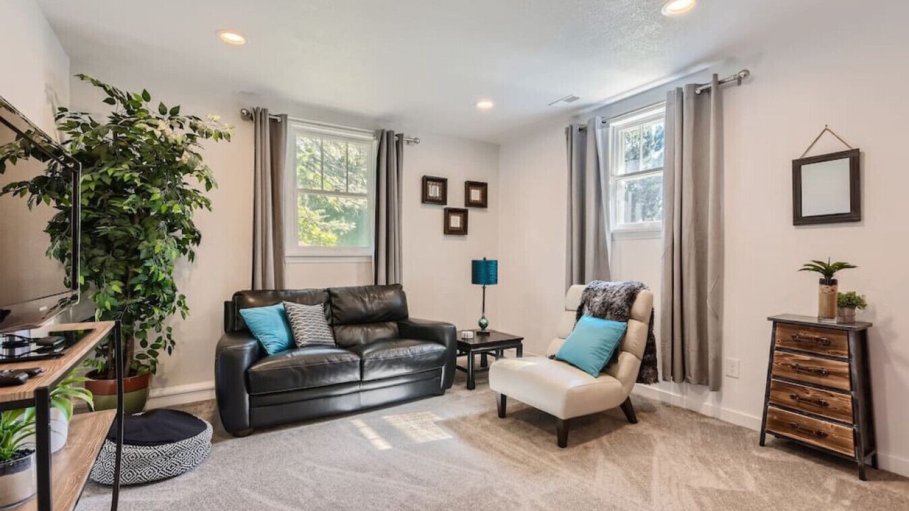 Photo of Bedroom in Edgewater