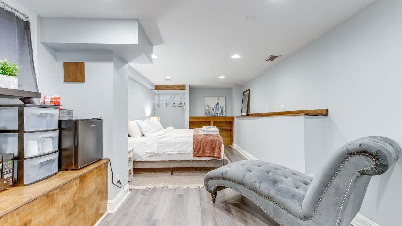 Photo of Bedroom in Uptown