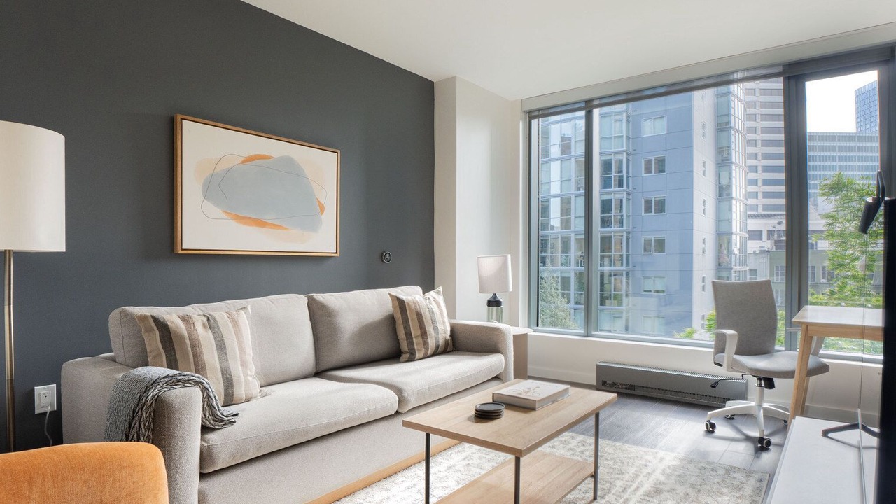 Photo of Livingroom in Civic Center