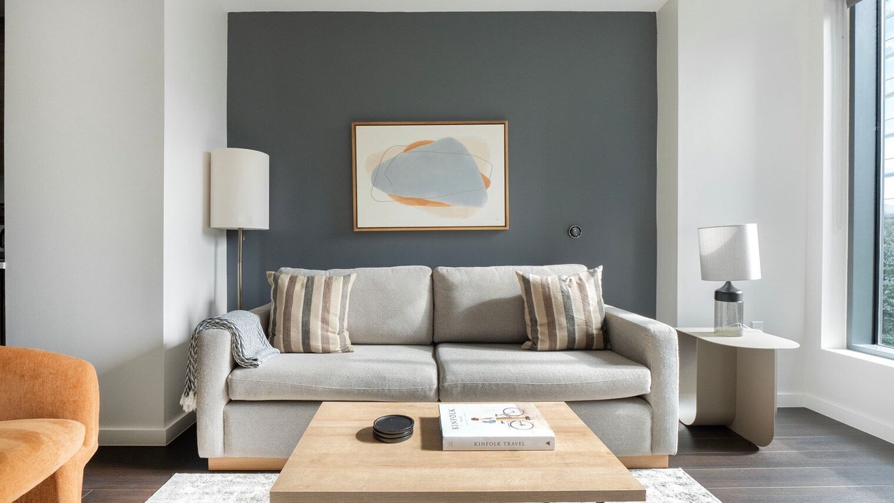 Photo of Livingroom in Civic Center