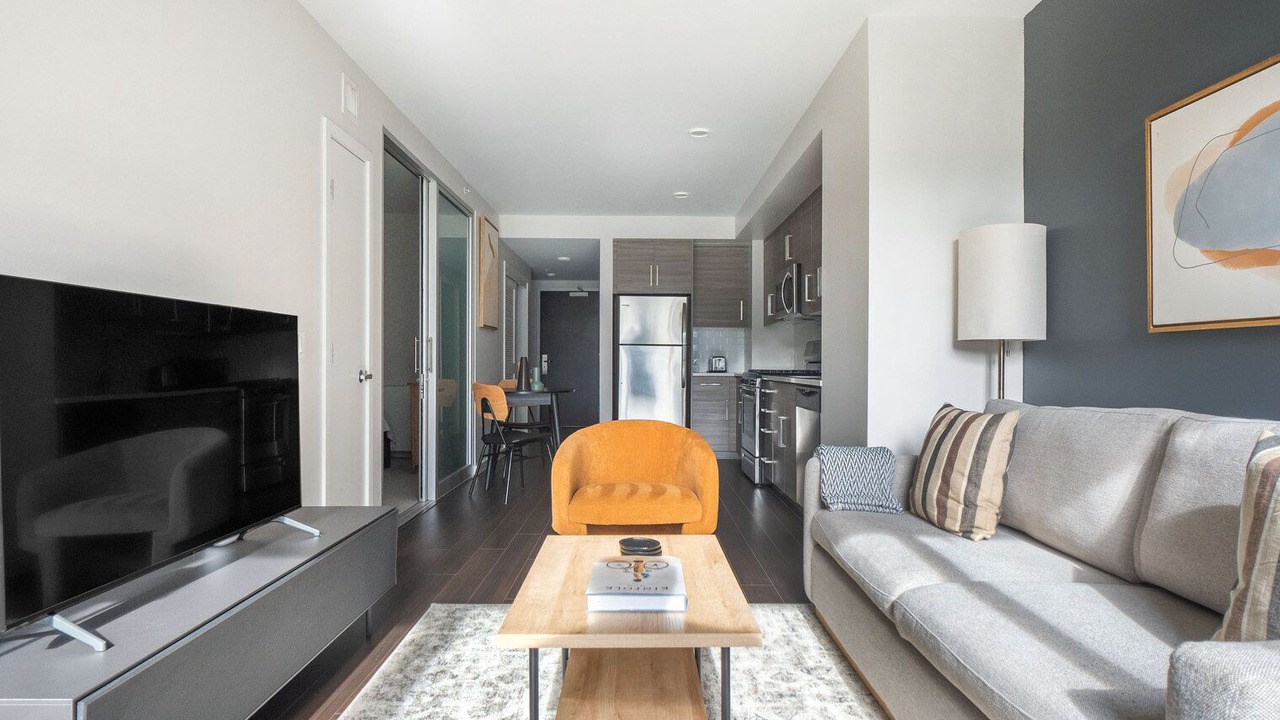 Photo of Livingroom in Civic Center
