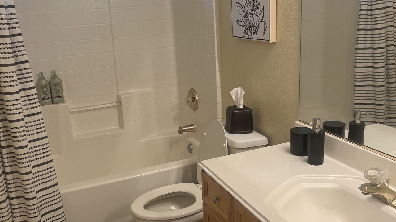 Photo of Bathroom in Summerlin