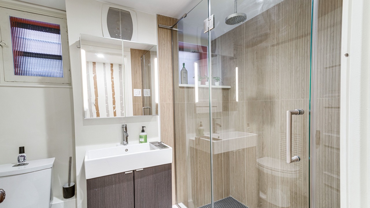 Photo of Bathroom in City Park