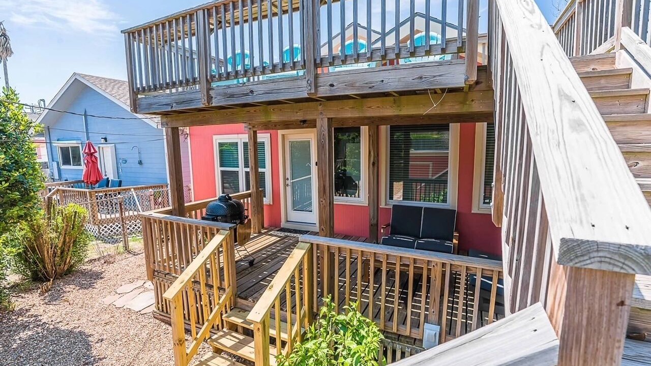 Photo of Patio Balcony in San Jacinto