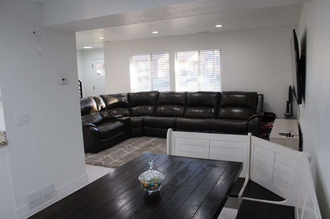 Photo of Livingroom in Centerville