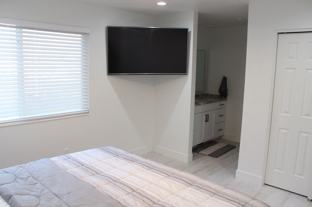 Photo of Bedroom in Centerville