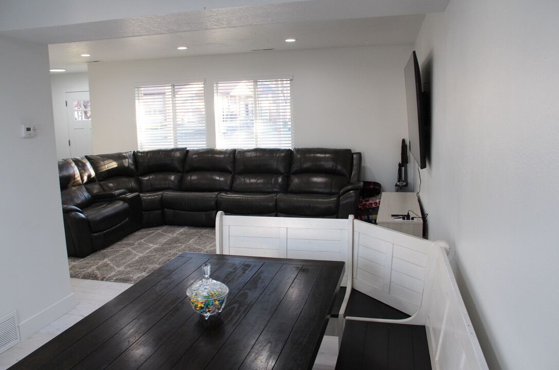 Photo of Livingroom in Centerville
