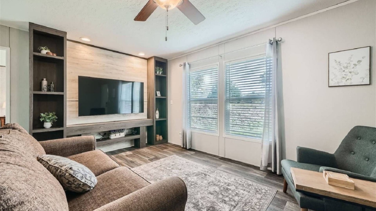 Photo of Bedroom in Cedar Creek